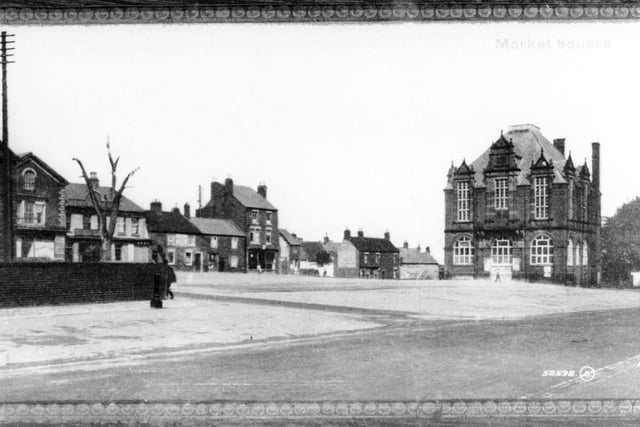 Ripley Market Place showing the elm tree, 1906. The large building on the right in this picture is the Town Hall and the third building from the left is the old Post Office.  (Photo by NEMPR Picture the Past/Heritage Images/Getty Images)