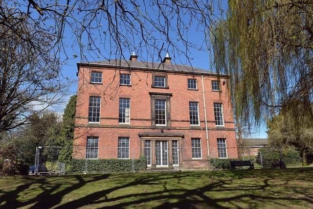 The ghost of George Stephenson, who spent the last years of his life at Tapton House, was seen many years after his death by a caretaker's wife who thought he was a 'real' person when he demanded a glass of water.