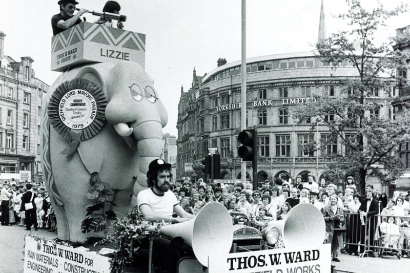 Thomas Ward's Lizzie the elephant in the Lord Mayor's Parade in 1979