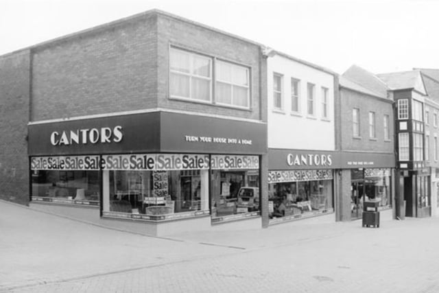 Cantor's Furniture Store on Packer's Row Chesterfield, 1990.