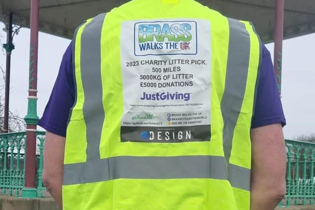 Lee, who aims to walk around Derbyshire, Peak District and parts of Yorkshire and Nottinghamshire hopes to collect 5 000 kilograms of litter and raise £5 000 for Bluebell Wood Children's Hospice.