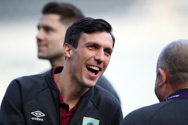 Brighton, Newcastle and Sheffield United are keen on signing Burnley's England midfielder Jack Cork. (Mirror)