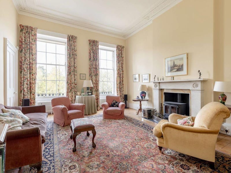 Drawing room.
