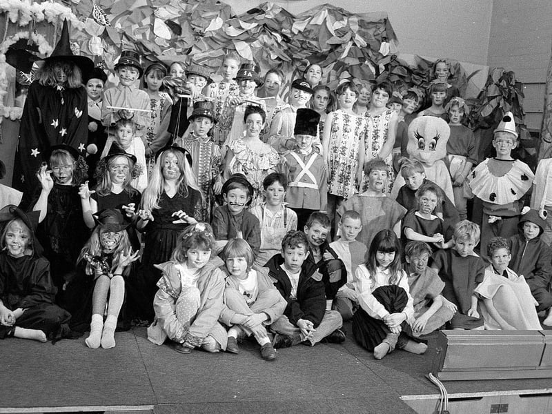 1990 and Windmill Ridge Middle School's concert - can you spot any familiar faces?