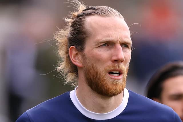 Defender Jamie Grimes has joined Chesterfield.