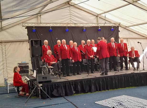 Pye Hill Male Voice Choir will be raising money for the East Midlands Air Ambulance at a joint concert on July 30, 2022.