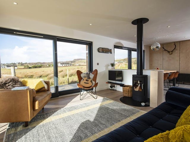 Bliss Haus is a stylish coastal hideaway in Aultbea, on the west coast by the Atlantic ocean. The stylish abode is perfect for the ultimate escape from the everyday. Book: https://bit.ly/3cYSxML