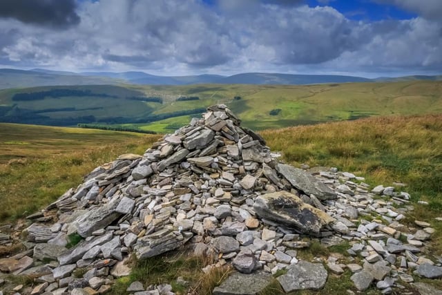 Great Shunner Fell is the third highest mountain in the Dales, and the highest in Wensleydale. Popular among hikers, a circular 11.9 mile trek from Hawes follows a well marked route up to the summit and takes in stunning views.
