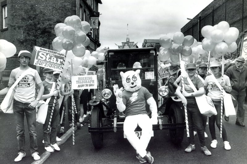 Sheffield Star mascot Gloops and newspaper boys and girls take part in the Lord Mayor's Parade in June 1984