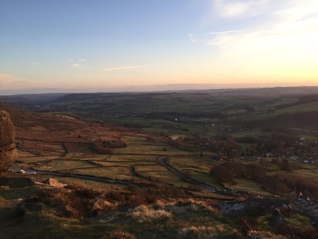 Curbar Edge is just a short drive from Chesterfield - and offers amazing views over the Hope Valley.