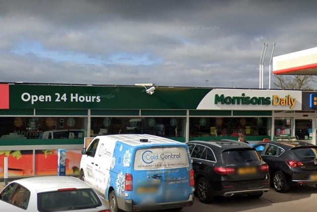 Greggs on Alfreton Road in South Normanton has a rating of 4.0 based on Google Reviews.