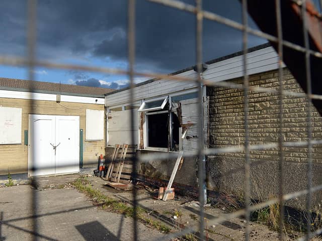 A Chesterfield mum has joined community leaders in demanding the eyesore former BRSA Club at Hollingwood is demolished.