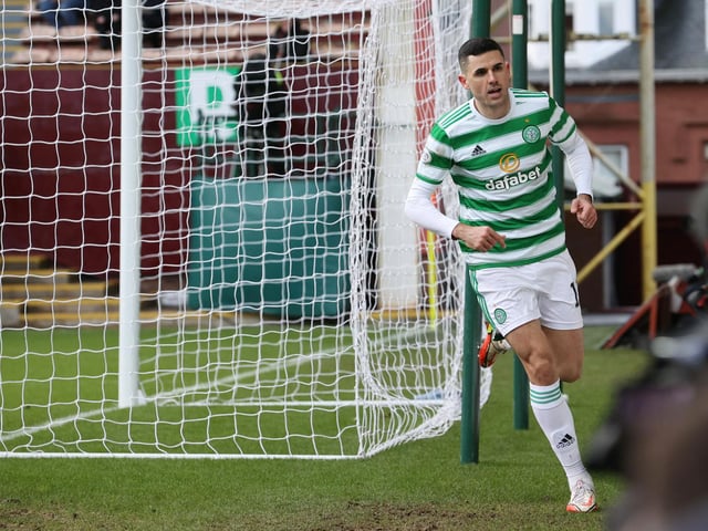 Ange Postecoglou is not concerning himself with talk of a new contract for Tom Rogic. The midfielder has been in brilliant form for Celtic this season, scoring twice in the 4-0 win over Motherwell on Sunday. His contract is up at the end of the season. Postecoglou said: “It’s the last thing on my mind, mate. Unless someone knocks on my door and says they want to go I’ll just let it roll.” (Scottish Sun)
