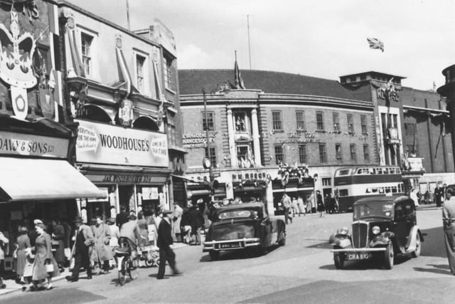 A view of Burlington Street, looking towards Cavendish Street in the 1950's. A bus is outside the Regal cinema on right. Davy & Sons and Woodhouse & Sons shops is on the left.
