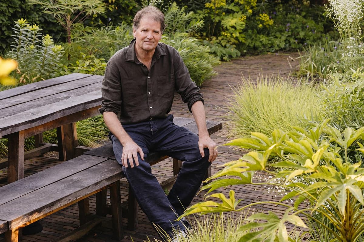 Stuart Medhurst Rhs RHS Chelsea Flower Show gold medallist Tom Stuart-Smith will share ...