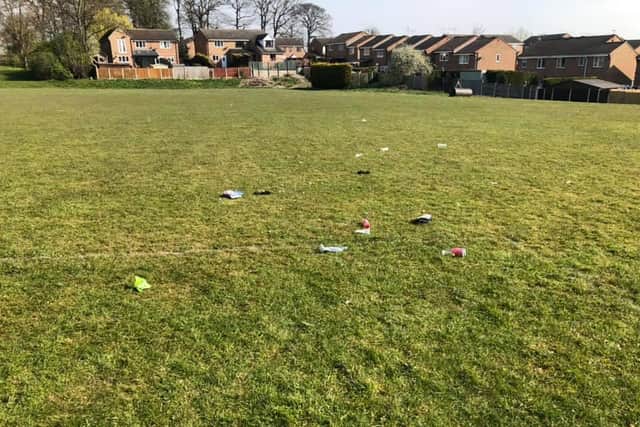 More litter is being dropped in Hollingwood at the moment according to Simon.