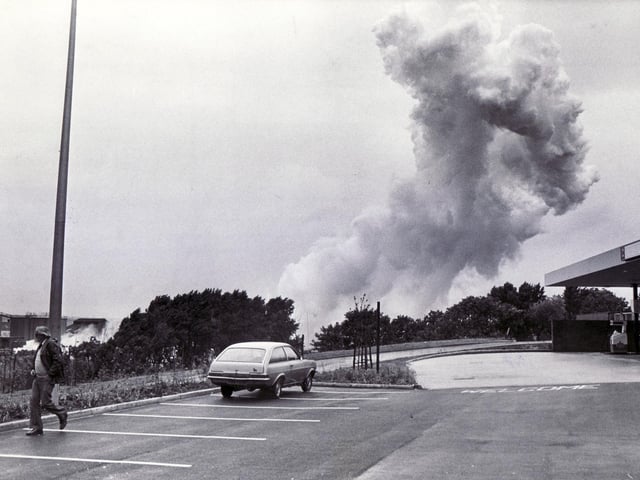 Staveley Chemicals - gas cloud after explosion - 27th June 1982