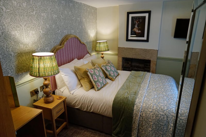 The Wye bedroom is named after the river which flows through Ashford in the Water.