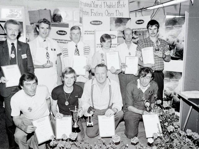 Alfreton Remploy prize winners' presentation, August 1981.
