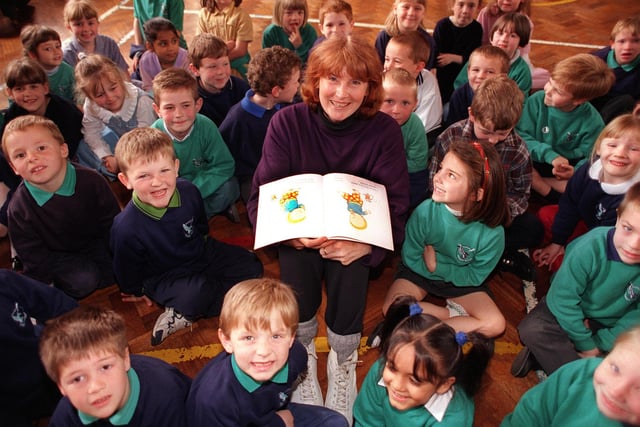 Author Hilda Offen reading to children at Totley Primary school in 1998
