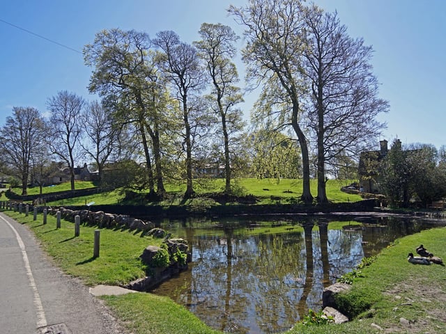 Tissington is perfect to visit if you’re looking to enjoy some of the Peak District’s most scenic countryside. The Tissington Trail is a 13 mile route which runs along part of the former railway connecting Buxton and Ashbourne.
