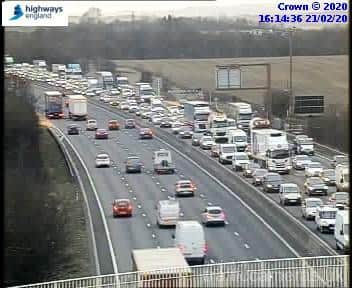 There are long delays on the M1 northbound