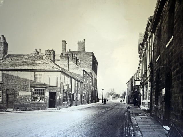 A classic view of Saltergate around 1936\7.