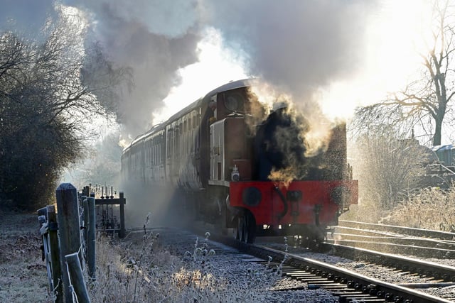 The Santa Special looked stunning as it made its way through the Derbyshire countryside