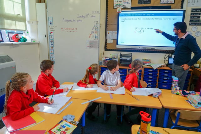 The school has a 92% attainment in Year 6 in maths and school leaders were praised by Ofsted inspectors for making sure that pupils’ mathematical understanding builds in small steps, right from Reception age.  Above  Year 3 and 4 at maths lesson with Mr Shetna-Tilley.