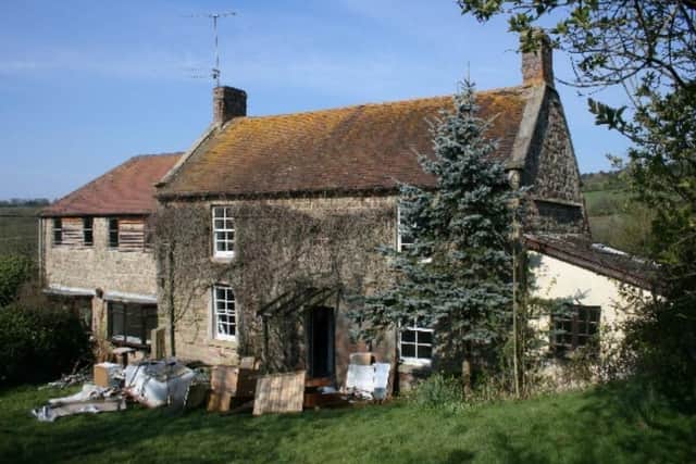 The exisiting farmhouse is thought to date back to the early 18th century.