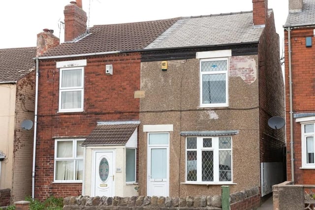 This North Wingfield property houses two bedrooms and is valued at a price of £110,000.