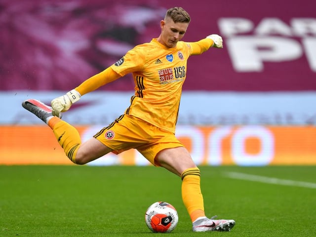 Gary Neville has warned Manchester United against rushing Dean Henderson into the team ahead of David de Gea too quickly. The goalkeeper is currently on loan at Sheffield United although there has been no clarification if his loan will be extended. (Sky Sports)