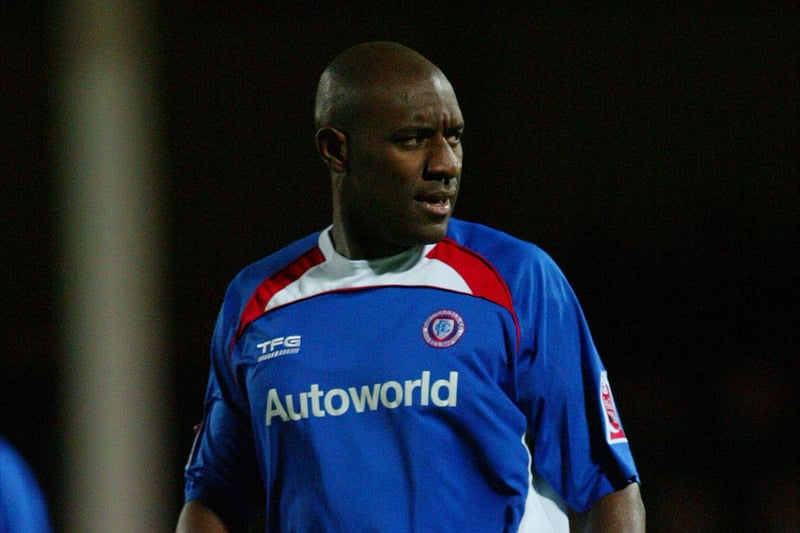 Powerful forward Wayne Allison joined Chesterfield on 25 June 2004 on a free transfer and became a firm favourite. The former Huddersfield Town man went to score 25 goals in 115 appearances.