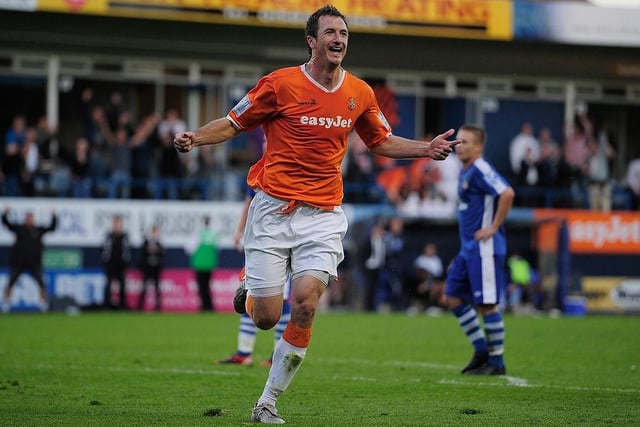 Luton Town (101 points) won the National League by 19 points in the 2013/14 season.