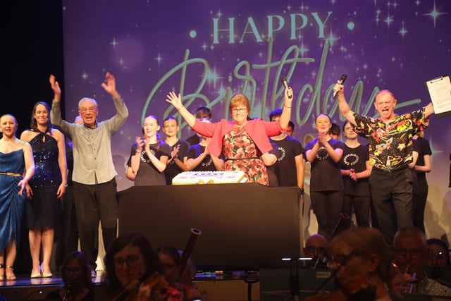 Chesterfield Borough Council leader Councillor Tricia Gilby with Bernie Clifton, left, Tony Rudd, right, singers from Chesterfield Studios and Chesterfield Operatic Society and members of Chesterfield Symphony Orchestra.