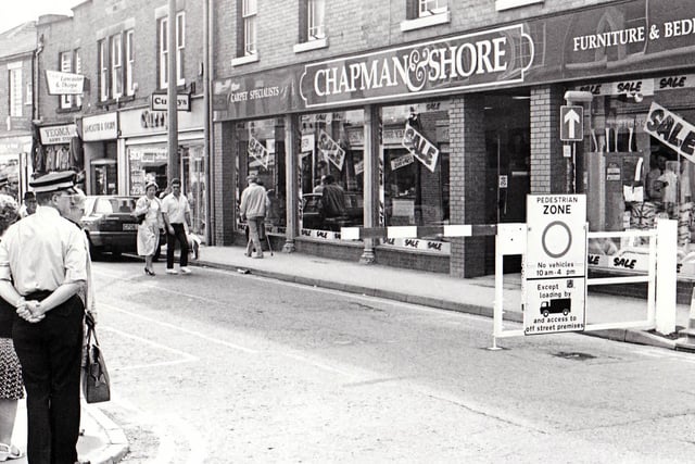 Saturday closure on Oxford Street, Ripley, July 1987