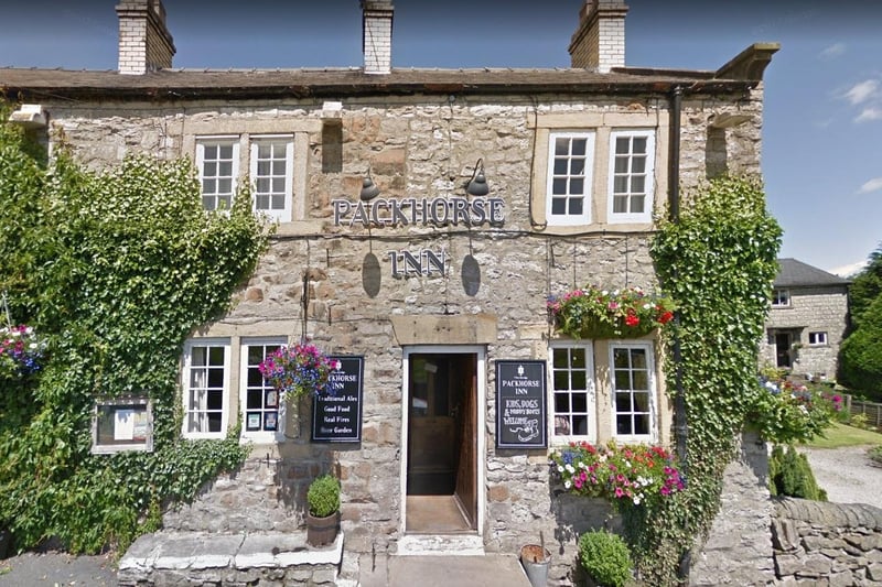 Up to six handpulled ales, always including some from Thornbridge Brewery, are on offer at this pub, which is just a short walk from stunning views of Monsal Head.