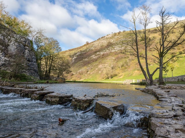Dovedale is a stunning valley in the southern part of the Peak District - known for its picturesque stepping stones over the River Dove. If you want to enjoy a Peak District walk with stunning scenery, Dovedale needs to feature at the top of your list over the autumn months.