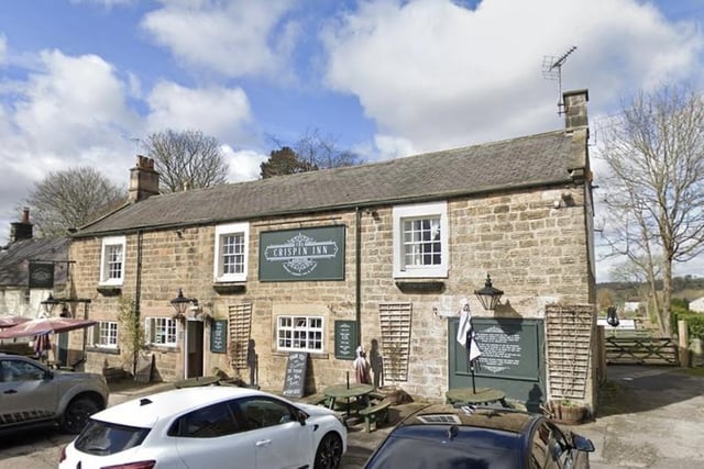 The Crispin Inn has a 4.3/5 rating based on 399 Google reviews. One visitor said it was a “traditional English pub.”