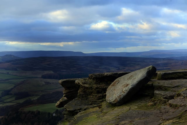 A couple of miles to the North of Hathersage is Stanage Edge – a stunning spot that’s featured in the climax of Pride & Prejudice. When Keira Knightley’s character Elizabeth Bennet contemplates her future with Darcy played by Matthew MacFadyan. 
It’s free to visit and a popular spot with Derbyshire’s photographer community because of its striking views over the valley below.  Take a pack lunch, a full battery on your phone and enjoy some of Derbyshire’s most breath-taking views. 
Close to Hathersage: 53.3473° N, 1.6333° W