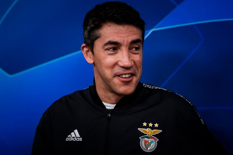 Ex-Sheffield Wednesday assistant manager Bruno Lage has been named favourite for the vacant Wolves job, following Nuno Espirito Santo's exit. His last managerial role was at Benfica, who he led to the league title in 2019. (SkyBet)
