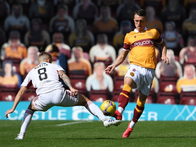David Turnbull could be set for a £3m move to Celtic. The Motherwell playmaker saw a move to Parkhead fall through last summer when an issue arose during a medical. The transfer could be completed this week, even with competition from Newcastle United. (Scottish Sun)