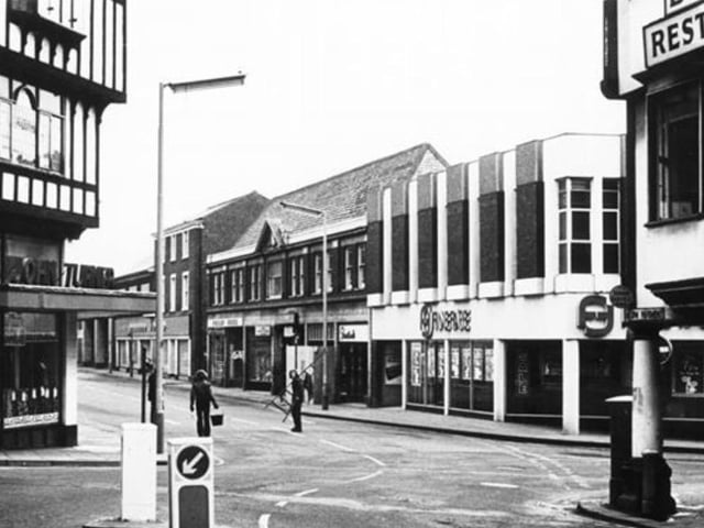 This image from 1974 shows the John Turner store at the bottom of Packers Row and the Fine Fare store.