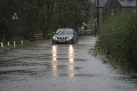 Fllod alerst amd flood warnings are in place in Derbyshire for Tuesday morning. Image: SWNS