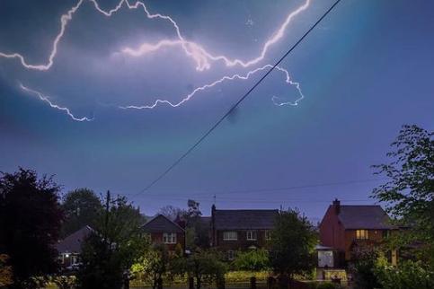 A stunning image of the big storms we had last week from  @shaun_woodward711