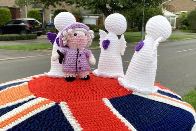 The touching woolen tribute to the late Queen