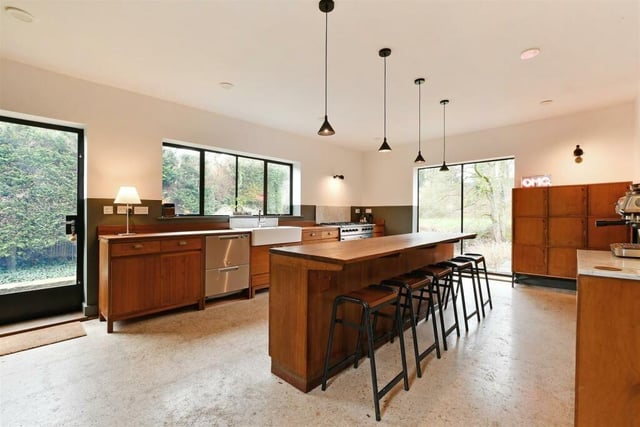 Cook for the family in this fabulous kitchen with breakfast bar and stunning views over the river.