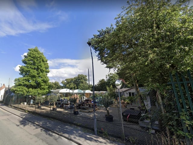 This garden centre has a 4.5/5 rating based on 331 Google reviews.