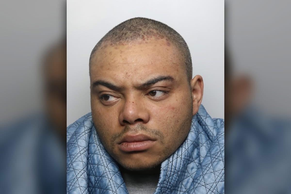 Thief jailed for pulling knife on shop worker after stealing clothes ...