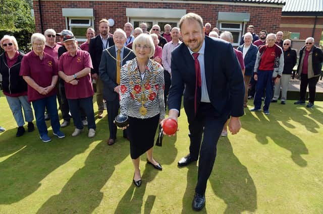 New pavillion opened at Stand Road Bowls Club in Chesterfield. Mayor Glenys Falconer and MP Toby Perkins with club members and guests.
